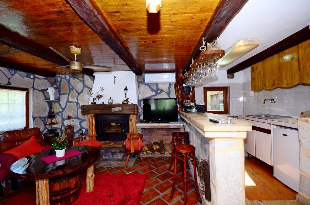 Apartment Jovicevic Rijeka Crnojevića Kamer foto